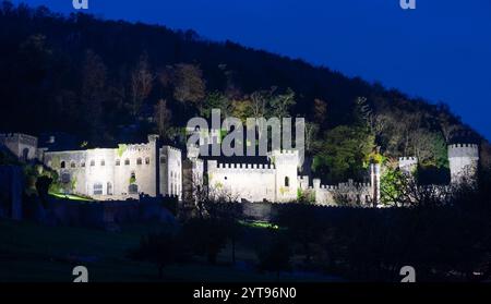 Castello di Gwrych, Abergele, Galles del Nord. Nella foto di novembre 2024. Foto Stock