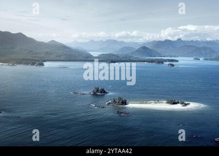 Volo panoramico su Tofino, Isola di Vancouver. Canada Foto Stock