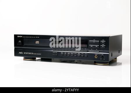 Denon DCD 890, lettore cd, lettore cd, elaborazione audio digitale, tracciamento laser, convertitore Lambda Super Linear a 20 bit Real S.L.C λ Foto Stock