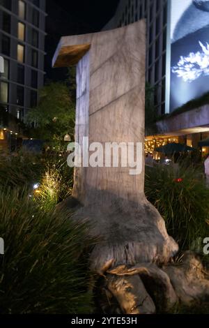 West Hollywood, California, USA 6 dicembre 2024 il guanaco Foundation Annual Hollywood Gala al 1 Hotel West Hollywood il 6 dicembre 2024 a West Hollywood, California, USA. Foto di Barry King/Alamy Live News Foto Stock