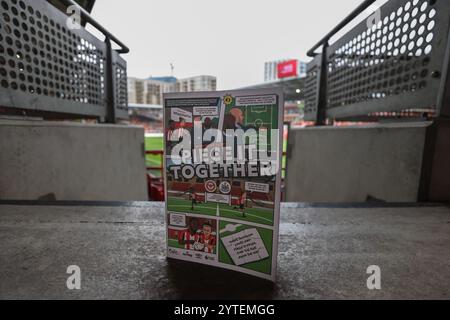 Il programma del giorno della partita durante la partita di Premier League Brentford vs Newcastle United al Gtech Community Stadium, Londra, Regno Unito, 7 dicembre 2024 (foto di Alfie Cosgrove/News Images) Foto Stock