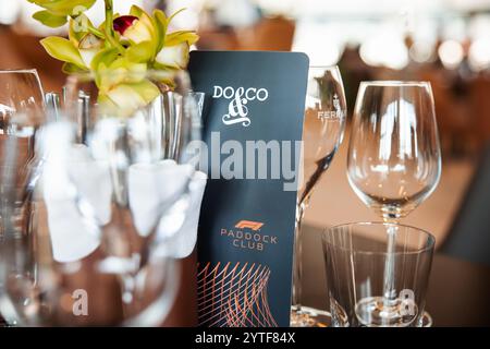 Abu Dhabi, Abu Dhabi. 7 dicembre 2024. Paddock Club - Do&Co 07.12.2024. Formula 1 World Championship, Rd 24, Abu Dhabi Grand Prix, Yas Marina Circuit, Abu Dhabi, Qualifying Day. Il credito fotografico dovrebbe essere: XPB/Alamy Live News. Foto Stock