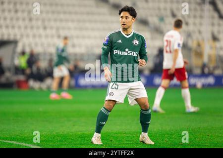 Lodz, Polonia. 5 dicembre 2024. Ryoya Morishita del Legia visto in azione durante la partita di Coppa di Polonia tra LKS Lodz e Legia Warszawa allo stadio municipale di Wladyslaw Krol. Punteggio finale; LKS Lodz 0:3 Legia Warszawa. (Foto di Mikolaj Barbanell/SOPA Images/Sipa USA) credito: SIPA USA/Alamy Live News Foto Stock