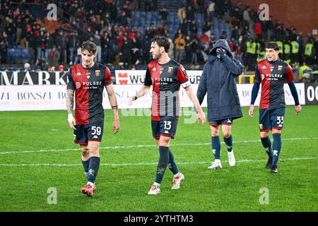 Genova, Italia. 7 dicembre 2024. I giocatori del Genoa al termine della partita durante la partita di calcio di serie A tra Genova e Torino allo Stadio Luigi Ferraris di Genova, Italia - sabato 7 dicembre 2024. Sport - calcio . (Foto di Tano Pecoraro/Lapresse) credito: LaPresse/Alamy Live News Foto Stock