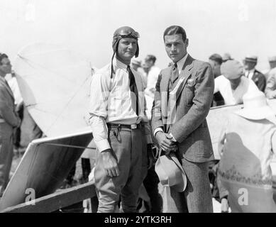 Ali (Paramount 1927). Foto pubblicitaria. Interpretato da Clara Bow, Charles 'Buddy' Rogers, Richard Arlen, Jobyna Ralston, El Brendel, Gary Cooper, Henry B. Walthall e Roscoe Karns Foto Stock