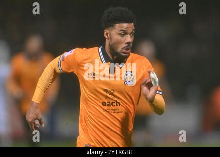 Elias Kachunga (10 Cambridge United) va avanti durante la partita Sky Bet League 1 tra Cambridge United e Shrewsbury Town al Cledara Abbey Stadium di Cambridge, sabato 7 dicembre 2024. (Foto: Kevin Hodgson | mi News) crediti: MI News & Sport /Alamy Live News Foto Stock