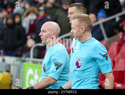 7 dicembre 2024; Gtech Community Stadium, Brentford, Londra, Inghilterra; Premier League Football, Brentford contro Newcastle United; Foto Stock