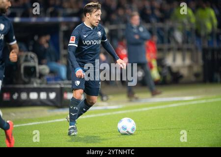 Felix PASSLACK BO Aktion, Einzelaktion, Fussball 1. Bundesliga, 13 anni. Spieltag, VfL Bochum BO - SV Werder Bremen HB 0-1 AM 07.12.2024, Vonovia Ruhrstadion Bochum / Deutschland. Le normative DFL vietano qualsiasi uso di fotografie come sequenze di immagini e/o quasi-video *** Felix PASSLACK BO Action, Single Action, Soccer 1 Bundesliga, Matchday 13, VfL Bochum BO SV Werder Bremen HB 0 1 il 07 12 2024, Vonovia Ruhrstadion Bochum Germania le normative DFL vietano qualsiasi uso di fotografie come sequenze di immagini e/video Foto Stock