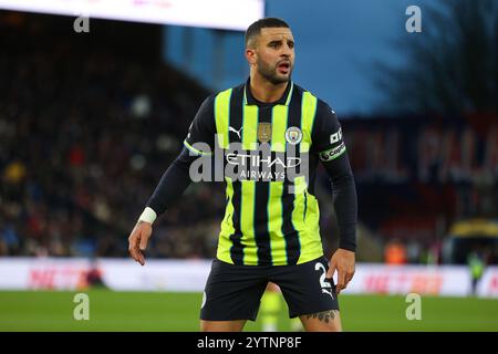 Londra, Regno Unito. 7 dicembre 2024. Il difensore del Manchester City Kyle Walker (2) durante la partita tra Crystal Palace FC e Manchester City FC English Premier League al Selhurst Park, Londra, Inghilterra, Regno Unito il 7 dicembre 2024 Credit: Every Second Media/Alamy Live News Foto Stock