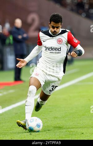 Francoforte sul meno, Ger. 7 dicembre 2024. Bild: V.l. Ansgar Knauff (Eintracht Frankfurt, 36), 07.12.2024, Fussball, Bundesliga, LE NORMATIVE Eintracht Frankfurt - FC Augsburg, GER, Frankfurt am Main, Deutsche Bank Park, DFL VIETANO QUALSIASI USO DI FOTOGRAFIE COME SEQUENZE DI IMMAGINI E/O QUASI-VIDEO. Credito: HMB Media/Alamy Live News Foto Stock