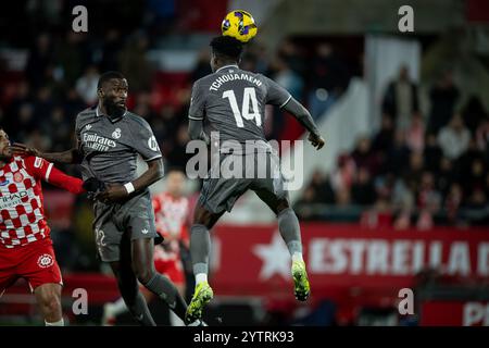 Madrid, Spagna. 7 dicembre 2024. Aurelien Tchouameni (Real Madrid CF) visto in azione durante la Liga EA Sports match tra Girona FC e Real Madrid all'Estadi Municipal de Montilivi. Punteggio finale: Girona FC 0 - 3 Real Madrid. Credito: SOPA Images Limited/Alamy Live News Foto Stock