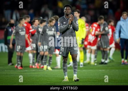 Girona, Spagna. 7 dicembre 2024. Aurelien Tchouameni (Real Madrid CF) gesta durante una partita della Liga EA Sports tra Girona FC e Real Madrid all'Estadi Municipal de Montilivi di Girona, Girona, Spagna, il 7 dicembre 2024. Foto di Felipe Mondino credito: Agenzia fotografica indipendente/Alamy Live News Foto Stock