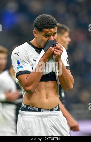 Milano, Italia. 6 dicembre 2024. Simon Sohm (19) di Parma visto durante la partita di serie A tra Inter Milan e Parma al Giuseppe Meazza di Milano. Foto Stock