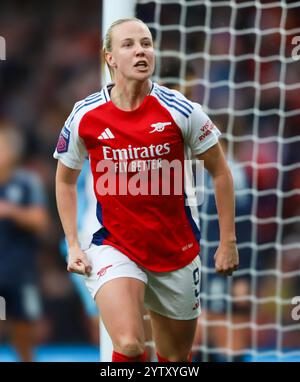 Londra, Regno Unito. 8 dicembre 2024. Beth Mead dell'Arsenal segna durante il Barclays fa Women's Super League match tra Arsenal e Aston Villa all'Emirates Stadium di Londra domenica 8 dicembre 2024. (Foto: Jade Cahalan | mi News) crediti: MI News & Sport /Alamy Live News Foto Stock