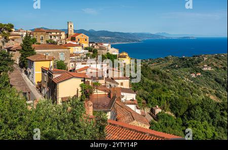 Il bellissimo borgo di Pollica, nel Cilento in Campania. Italia. Foto Stock