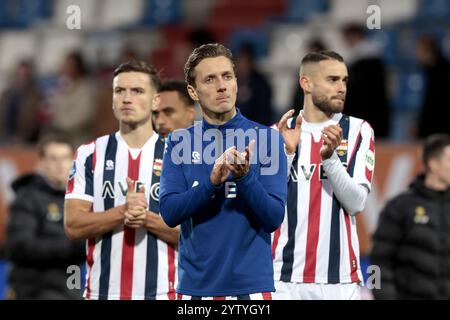 TILBURG - Erik Schouten di Willem II dopo la partita olandese Eredivisie tra Willem II e sc Heerenveen allo stadio Koning Willem II l'8 dicembre 2024 a Tilburg, Paesi Bassi. ANP JEROEN PUTMANS Foto Stock