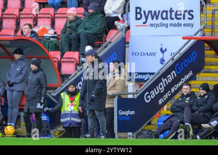 Londra, Regno Unito. 8 dicembre 2024. Gaughan Group Stadium, Brisbane Road 08 dicembre 2024 il capo-allenatore dell'Everton Brian Sorensen sembra deluso durante la partita della Barclays Women's Super League tra Tottenham Hotspur e Everton al Gaughan Group Stadium di Londra, Inghilterra KM (Keeran Marquis/SPP) credito: SPP Sport Press Photo. /Alamy Live News Foto Stock