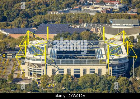 Vista aerea, Signal Iduna Park, noto anche come Westfalenstadion, stadio di calcio e Bundesliga di BVB 09 Borussia Dortmund, Westfalenhalle, Dor Foto Stock