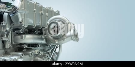 Primo piano del turbocompressore del motore diesel. Foto Stock