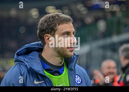 Milano, Italia. 6 dicembre 2024. Carlos Augusto dell'Inter, visto durante la partita di serie A 2024/2025, tra Inter e Parma allo Stadio Giuseppe Meazza. Punteggio finale: Inter 3:1 Parma. Credito: SOPA Images Limited/Alamy Live News Foto Stock