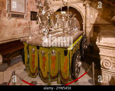 Carrozza processionale d'argento usata ogni anno nella processione del Corpus Domini custodita nella cattedrale di Burgos Castiglia e León Spagna Europa Foto Stock