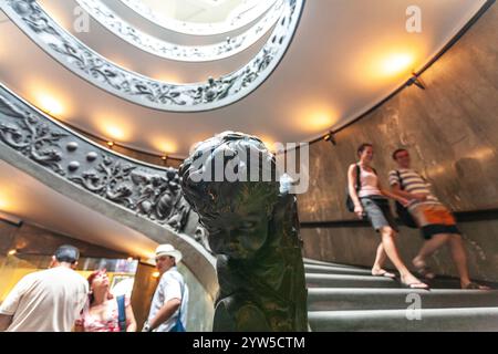 Roma, Italia, 22 luglio 2017, dettaglio artistico dalla scala a chiocciola in Vaticano, Roma, Italia. Foto Stock
