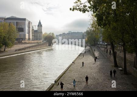 A Parigi, in Francia, il 26 ottobre 2024. Foto Stock