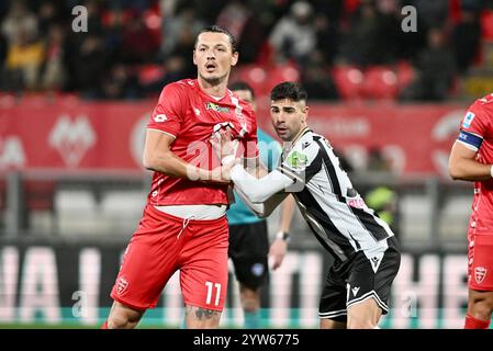 Monza, Italia. 9 dicembre 2024. Milan Djuric dell'AC Monza durante la quindicesima partita di calcio di serie A tra Monza e Udinese, allo stadio U-Power di Monza, Italia - lunedì 9 dicembre 2024. Sport - calcio (foto AC Monza/LaPresse di Studio Buzzi) credito: LaPresse/Alamy Live News Foto Stock