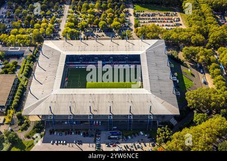 Vista aerea, Sportpark Duisburg con stadio di calcio Schauinsland-Reisen-Arena, anche MSV Duisburg Arena o Wedaustadion, calcio dal vivo con spettatori, N Foto Stock