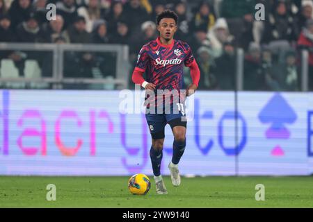 Torino, Italia, 7 dicembre 2024. Dan Ndoye del Bologna FC durante la partita di serie A allo stadio Allianz di Torino. Il credito immagine dovrebbe essere: Jonathan Moscrop / Sportimage Foto Stock