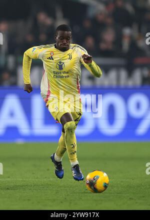 Torino, Italia, 7 dicembre 2024. Timothy Weah della Juventus durante la partita di serie A allo stadio Allianz di Torino. Il credito immagine dovrebbe essere: Jonathan Moscrop / Sportimage Foto Stock