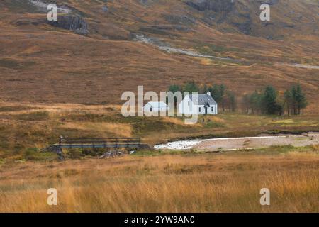 Glencoe Scotland è la montagna più famosa e suggestiva, con la sua storia nel cuore delle Highlands e la foce del famoso glen, è fantastico. Foto Stock