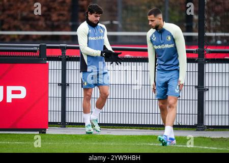 Rotterdam, Paesi Bassi. 10 dicembre 2024. Rotterdam - Hugo Bueno del Feyenoord durante l'allenamento del Feyenoord in preparazione del duello di UEFA Champions League contro l'AC Sparta Praga al Trainingscomplex 1908 il 10 dicembre 2024 a Rotterdam, Paesi Bassi. Credito: Foto Box to Box/Alamy Live News Foto Stock