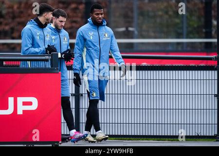 Rotterdam, Paesi Bassi. 10 dicembre 2024. Rotterdam - durante l'allenamento del Feyenoord in preparazione del duello di UEFA Champions League contro l'AC Sparta Praga al Trainingscomplex 1908 il 10 dicembre 2024 a Rotterdam, Paesi Bassi. Credito: Foto Box to Box/Alamy Live News Foto Stock