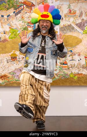 Londra, Regno Unito. 10 dicembre 2024. 12/10/2024. Londra, l'artista giapponese giapponese Takashi Murakami partecipa alla sua nuova mostra intitolata Japanese Art History à la Takashi Murakami, esposta alla galleria Gagosian Grosvenor Hill. Crediti fotografici: Ray Tang/Alamy Live News Foto Stock