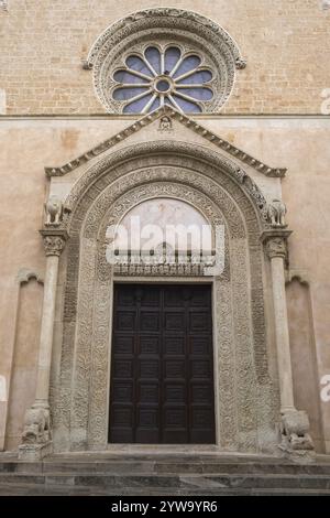 Basilica di Santa Caterina d'Alessandria, chiesa francescana, Galatina, provincia di Lecce, Puglia, Italia, Europa Foto Stock