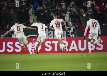 SPLENDIDI SPORT/ (LE NORMATIVE DFL/DFB VIETANO QUALSIASI USO DI FOTOGRAFIE COME SEQUENZE DI IMMAGINI E/O QUASI-VIDEO) COLONIA, RHEINENERGIESTADION, NORD RENO Foto Stock