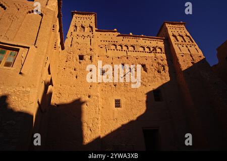 Kasbah de Ait Benhaddou (S.. XVI) . Cordillera del Atlas. Marruecos. Magreb. Africa Foto Stock