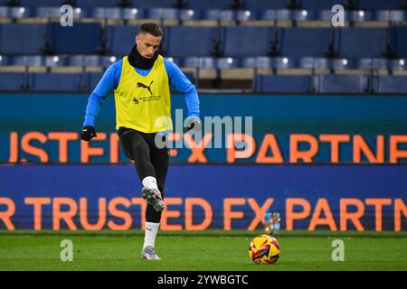 Jerry Yates di Derby County durante il riscaldamento pre-partita in vista della partita del titolo Sky Bet Burnley vs Derby County a Turf Moor, Burnley, Regno Unito, 10 dicembre 2024 (foto di Craig Thomas/News Images) Foto Stock