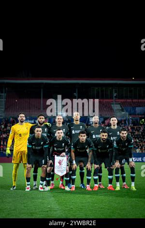 Girona, Spagna. 10 dicembre 2024. Il Liverpool FC si schierò durante una partita di UEFA Champions League tra il Girona FC e il Liverpool FC all'Estadi Municipal de Montilivi di Girona, Girona, Spagna, il 10 dicembre 2024. Foto di Felipe Mondino/Sipa USA credito: SIPA USA/Alamy Live News Foto Stock