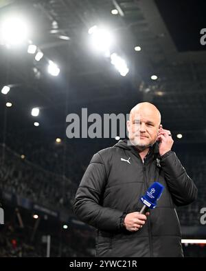 ABD0066 20241210 - SALISBURGO - Österreich: Sportdirektor Rouven Schroeder (RBS).am Dienstag, 10. Dezember 2024, während des Champions League Spiels/Ligaphase/6. Runde zwischen Red Bull Salzburg und Paris St Germain a Salisburgo. - FOTO: APA/BARBARA GINDL - 20241210 PD12744 credito: APA-PictureDesk/Alamy Live News Foto Stock