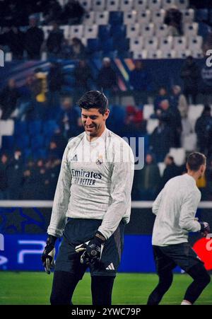 Bergamo, Italia. 10 dicembre 2024. 10 dicembre 2024, Bergamo, Milano, Italia: Partita di calcio della UEFA Champions League Atalanta BC vs Real Madrid CF, partita 2024-25 allo stadio Gewiss di Bergamo (BG), Italia Courtois 900/Cordon Press Credit: CORDON PRESS/Alamy Live News Foto Stock