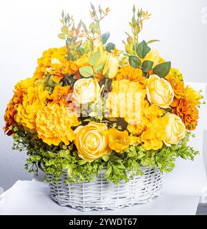 mazzi di fiori per occasioni speciali e funerali Foto Stock