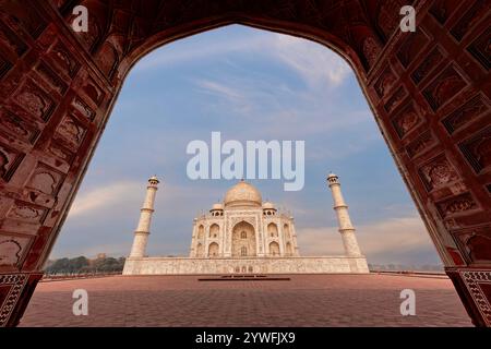 Vista sul Taj Mahal ad Agra, India Foto Stock