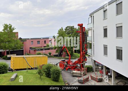 Perforatrice per la perforazione di pozzi con canale per fanghi, Canton Zug, Svizzera, Europa Foto Stock