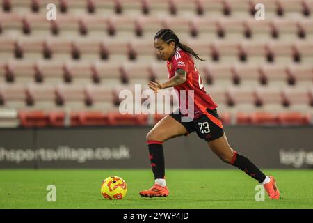 Leigh, Regno Unito. 11 dicembre 2024. Geyse of Manchester United rompe con il pallone durante la Women's League Cup - fase A gironi - gruppo A Manchester United Women vs Newcastle United Women at Leigh Sports Village, Leigh, Regno Unito, 11 dicembre 2024 (foto di Alfie Cosgrove/News Images) a Leigh, Regno Unito il 12/11/2024. (Foto di Alfie Cosgrove/News Images/Sipa USA) credito: SIPA USA/Alamy Live News Foto Stock