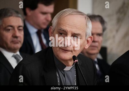 Roma, Convegno l'amore politico come strumento di pace e democrazia , organizzato dall'Agenzia Nazionale di microcredito. Gli interventi del Ministro degli affari Esteri Antonio Tajani e del Cardinale Matteo Zuppi, Presidente della Conferenza Episcopale Italiana CEI, sono attesi l'11 dicembre 2024 a Roma. Copyright: XAndreaxCalandrax Foto Stock