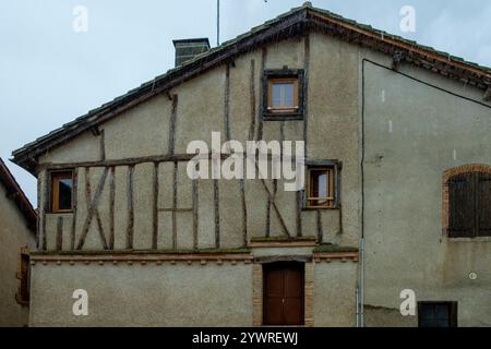 Strade e sentieri di Caussade, comune nel distretto di Montauban, situato nel dipartimento di Tarn-et-Garonne nella regione Occitanie nel sou Foto Stock