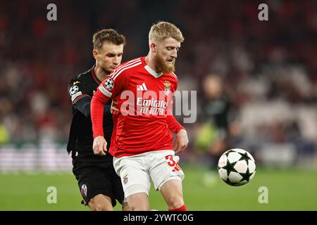 Lisbona, Portogallo. 11 dicembre 2024. Jan-Niklas Beste (Benfica) calcio: Fase UEFA Champions League partita 6 del campionato tra SL Benfica 0-0 Bologna FC 1909 all'Estadio do SL Benfica di Lisbona, Portogallo. Crediti: Mutsu Kawamori/AFLO/Alamy Live News Foto Stock