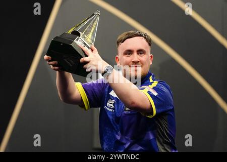 Foto del file datata 23-05-2024 di Luke Littler. Il prodigio Darts Littler è salito sul palco del Campionato del mondo lo scorso dicembre, raggiungendo la finale all'età di 16 anni. Data di pubblicazione: Giovedì 12 dicembre 2024. Foto Stock